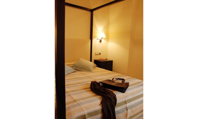 Arbizu Apartment | Private room in charming rural hotel 10