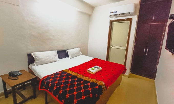 Mayur Vihar Phase 1 Bed & Breakfast | private rooms in mayur vihar