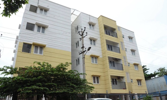 Peelamedu Apartment | Private Rooms with Great Breakfast Options