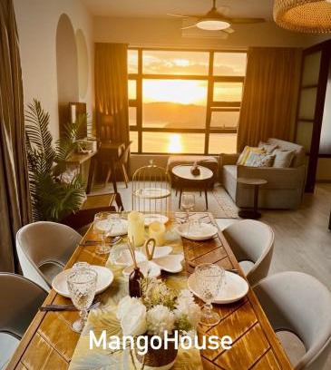 Downtown Kota Kinabalu Apartment | Private Royal Top-Floor Corner, Stunning Oceanview Luxury Stay -Mango House6