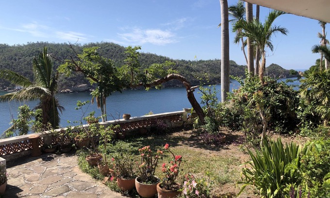 Las Playas Villa | Private Sea Access, Acapulco Gem, Cook included, Amazing Views, Pet Friendly