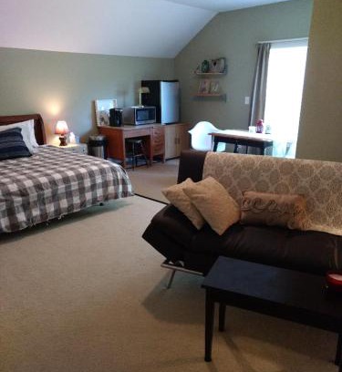 Chesapeake Apartment | Private, Spacious Studio Apartment, Bath, Quiet
