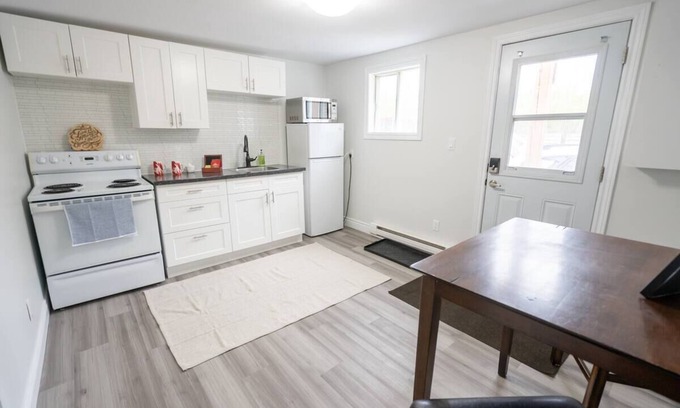 Sudbury Apartment | Private Suite With Full Kitchen