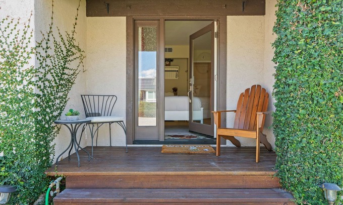 Bonita Cottage | Private Suite with separate entrance and private bath