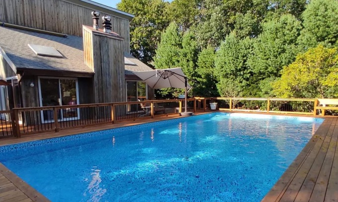 Sagaponack House | Private, Sun Filled, Amazing Location in Sagaponack