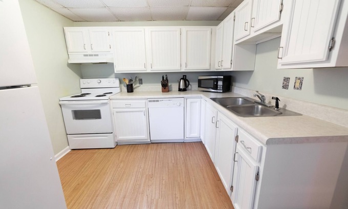 Winston - Salem Apartment | Private & sweet patio level apartment in downtown Winston-Salem