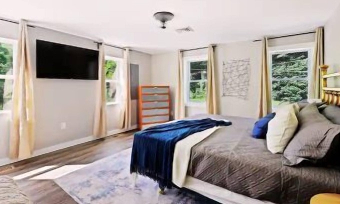 Hershey House | Private Hershey Family Retreat | Movie Room | Spacious