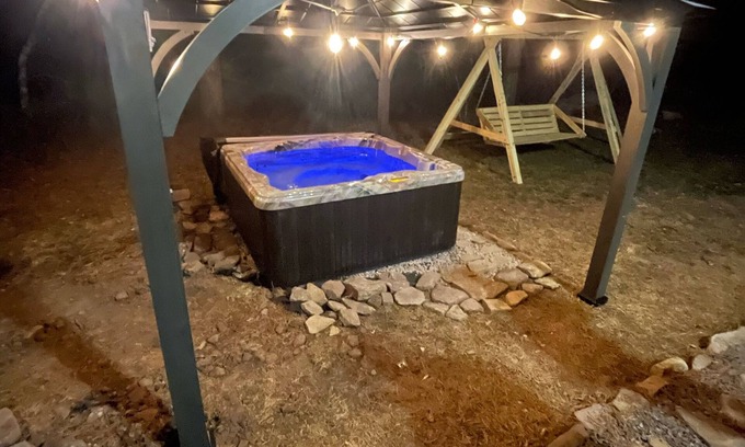 Tunkhannock Township House | Private Vacation House w Pool/Hot Tub/Fire pit and Games