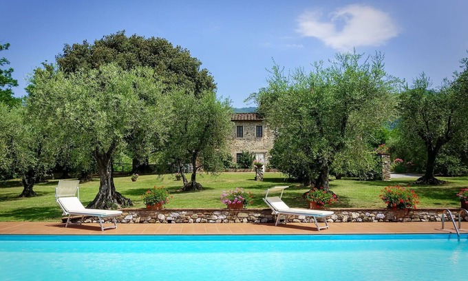 Capannori Villa | Private Villa with A/C, WIFI, private pool, TV, patio, panoramic view, parking, close to Lucca