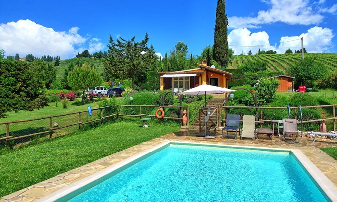 Certaldo Villa | Private Villa with private pool, WIFI, A/C, TV, patio, panoramic view, close to San Gimignano