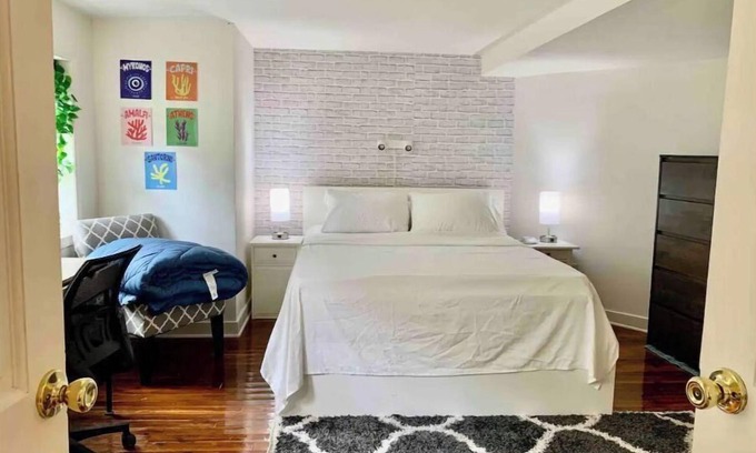 Reed-Cooke Apartment | Pro Clean 96-Walk Score Adams Morgn/U St Cozy!
