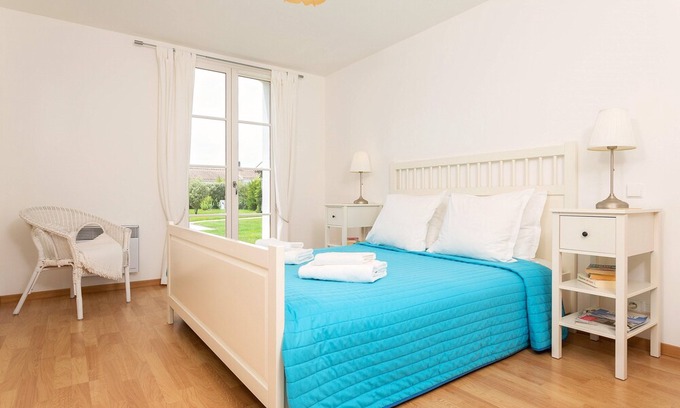 L'Aiguillon-sur-Vie Villa | Profitez d'une Villa Abordable 6p sur le Terrain de Golf !