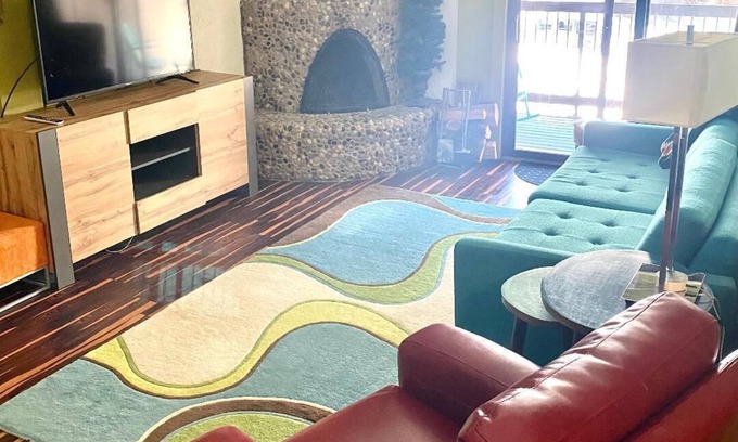 Purgatory Condo | PROMO 5% WEEKLY AND 10% MONTHLYnFun 2 bedroon/2 bath condo steps from the slopes