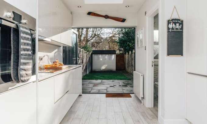 Wargrave House | Propeller house
