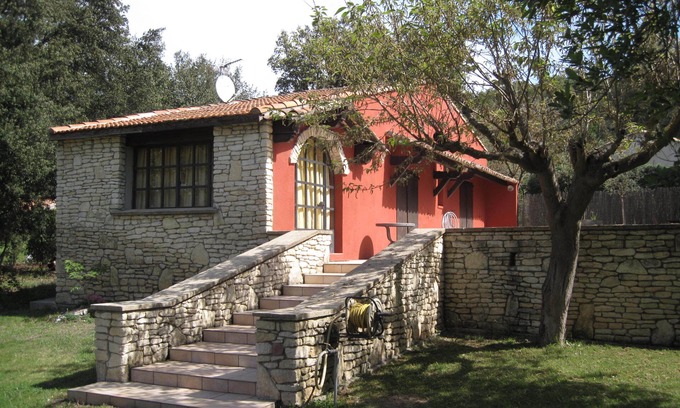 Cabries House | Provencal house sleeps 4, airconditionned, exclusive pool near Aix-en-Provence