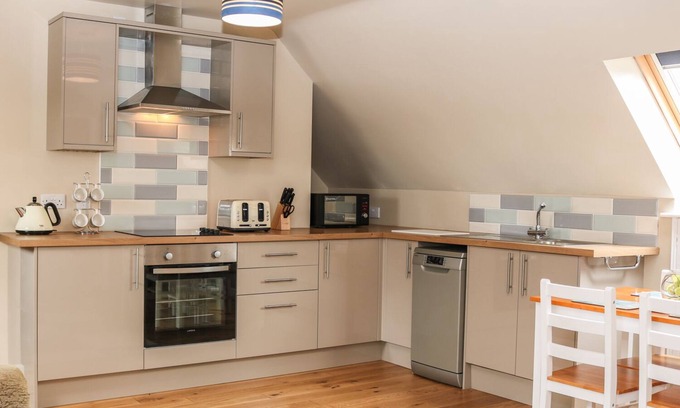 Kirk Sandall Cottage | Providence Apartment