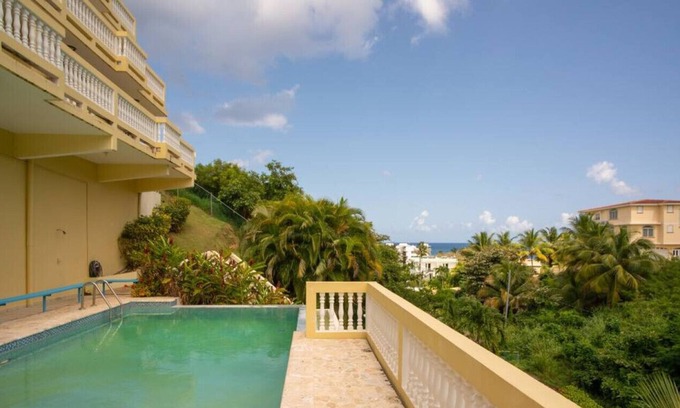 Puntas Condo | PRV 202 a 3 bdr condo walking distance to Sandy Beach