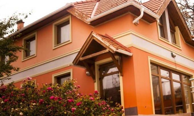 Csakvar Bed & Breakfast | Publo Étterem és Panzió