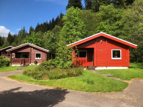 Rashfield Cabin | Pucks Glen Lodges, Rashfield, by Dunoon