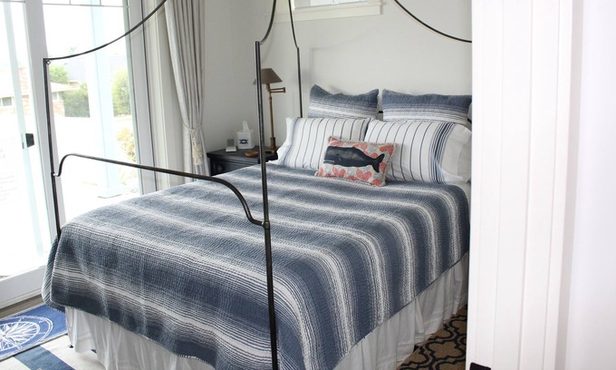 Anacortes Apartment | Puget Sound View and private entrance One bedroom, one bathroom