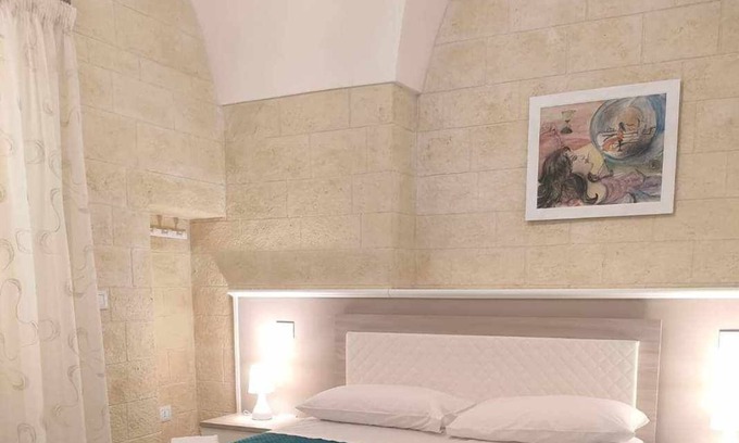 Mola di Bari House | Puglia Holiday Home, 10 minutes away from Polignano a mare. Newly renovated