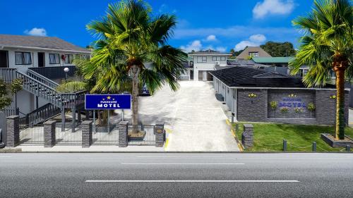 Pukekohe Hotel | Pukekohe Motel