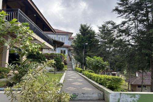 Cibuniherang Hotel | Puncak Darajat Highland