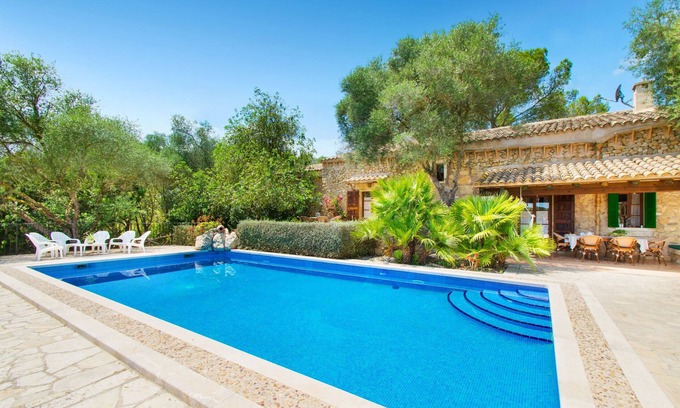 Sineu Villa | PUTXET D'EN ROBI Finca for 6 with pool in Sineu