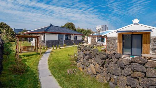 Pyeongdae-ri House | Pyeongdae Moons stay Pension