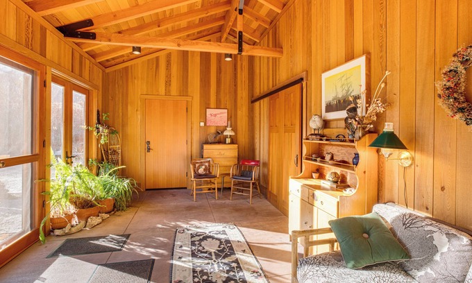 Alpine Village Cottage | 'Quail Hollow' on Carson River: Cottage Hideaway