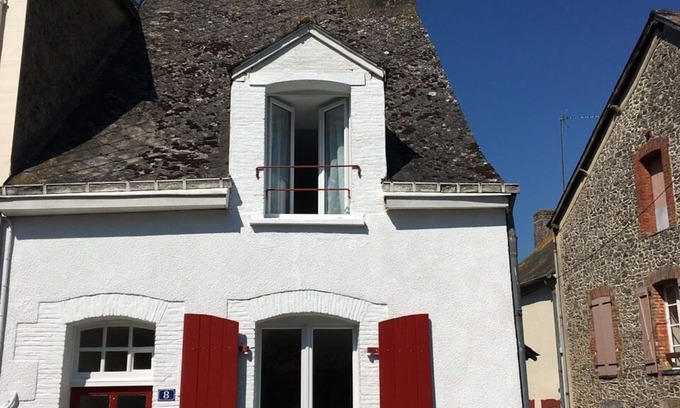 Saint-Christophe-du-Luat House | Quaint white house with character, garden, and garage