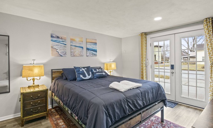 Watkins Glen Apartment | Quaint Guest House with walkable locale!