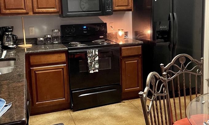 Conway Apartment | Quaint Quad 2