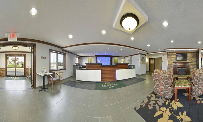 Southwest Area Hotel | Quality Inn Cedar Rapids South