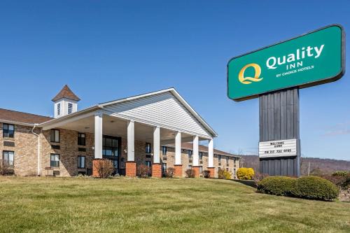 Enola Hotel | Quality Inn Enola - Harrisburg