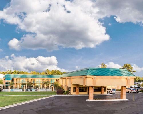 Macon Hotel | Quality Inn Macon West