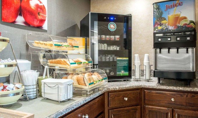 Meadville Hotel | Quality Inn Meadville