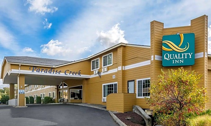 Pullman Hotel | Quality Inn Paradise Creek
