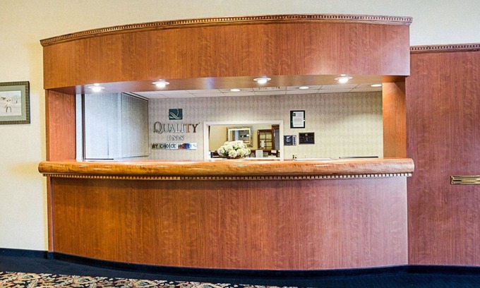 New Market Hotel | Quality Inn Shenandoah Valley