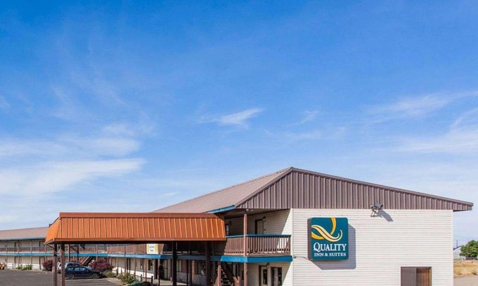 Goldendale Hotel | Quality Inn & Suites Goldendale
