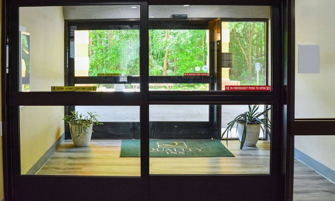 Union Hotel | Quality Inn Union US Hwy 176