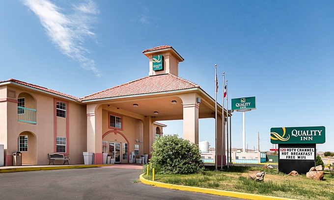 Van Horn Hotel | Quality Inn
