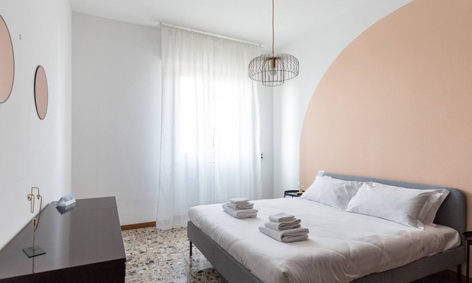 Monza Apartment | Quarnaro 2 - Two Bedroom Apartment, Sleeps 5