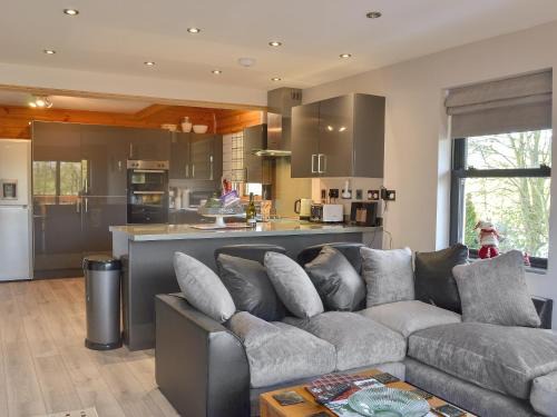Ledbury House | Quarry Lodge
