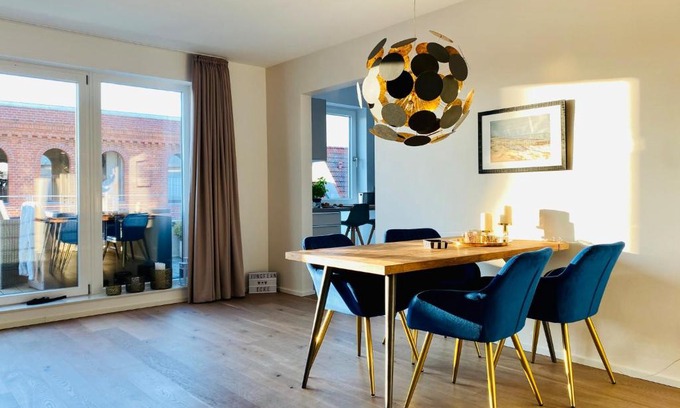 Eckernfoerde Apartment | Quartier Hafenspitze Ferienwohnung "JungfernEcke"