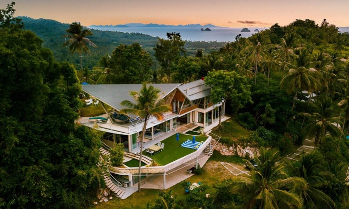 Thong Krut Villa | Quartz 5 BR great ocean views