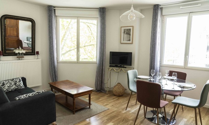 Bastide Apartment | Queyries - 2 chambres avec ascenseur et Parking/