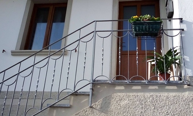 Pigra Apartment | QUIET APARTMENT FOR LOVERS OF THE LAKE AND MOUNTAIN TREKKING