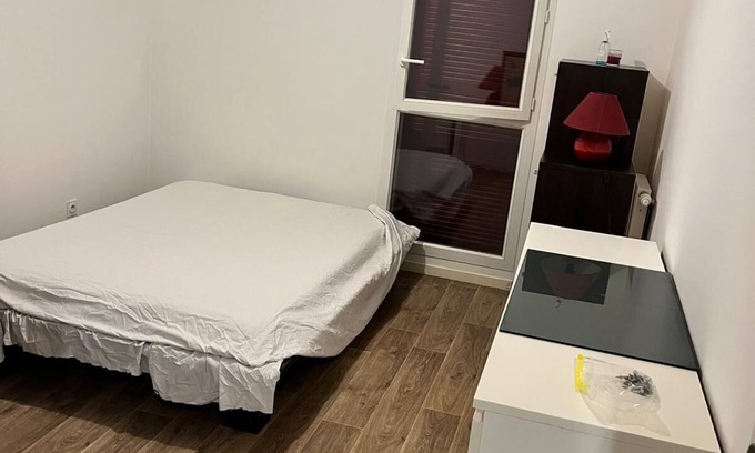 Chilly-Mazarin Apartment | Quiet apartment in a very well-located residence