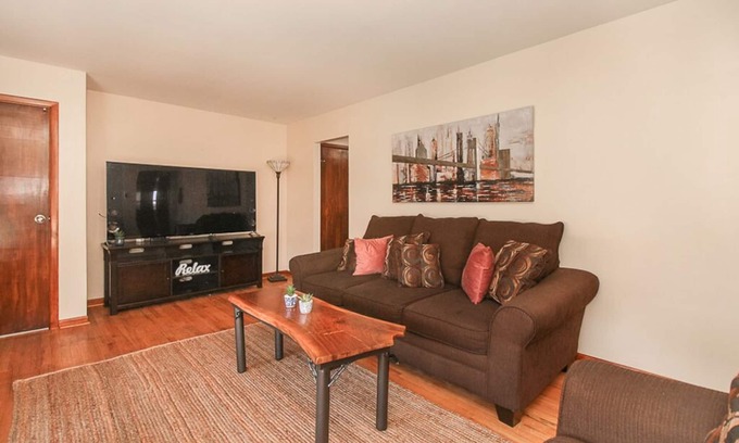 Fairview Park House | Quiet Area ★ Pool Table ★ Fenced Yard ★ Near Hospital & Airport